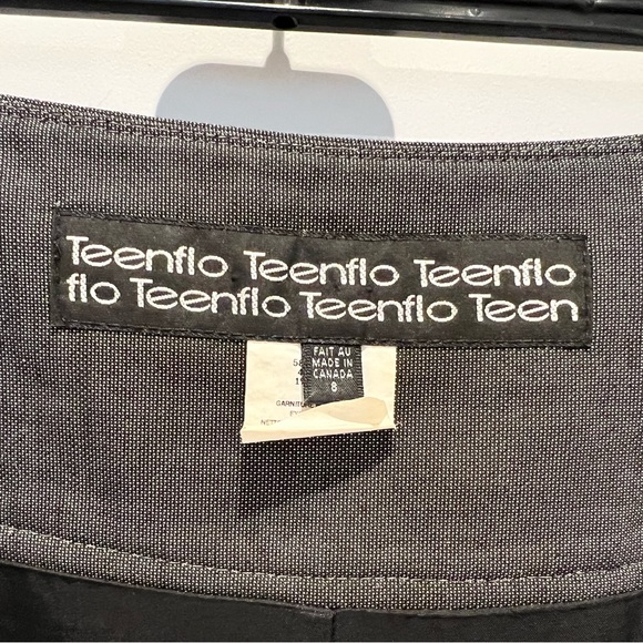 ♥️ Flirty business skirt in a perfect length. Matching blazer also listed 😍 - Picture 3 of 6